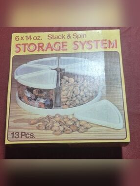 Lazy Susan Food Storage Containers